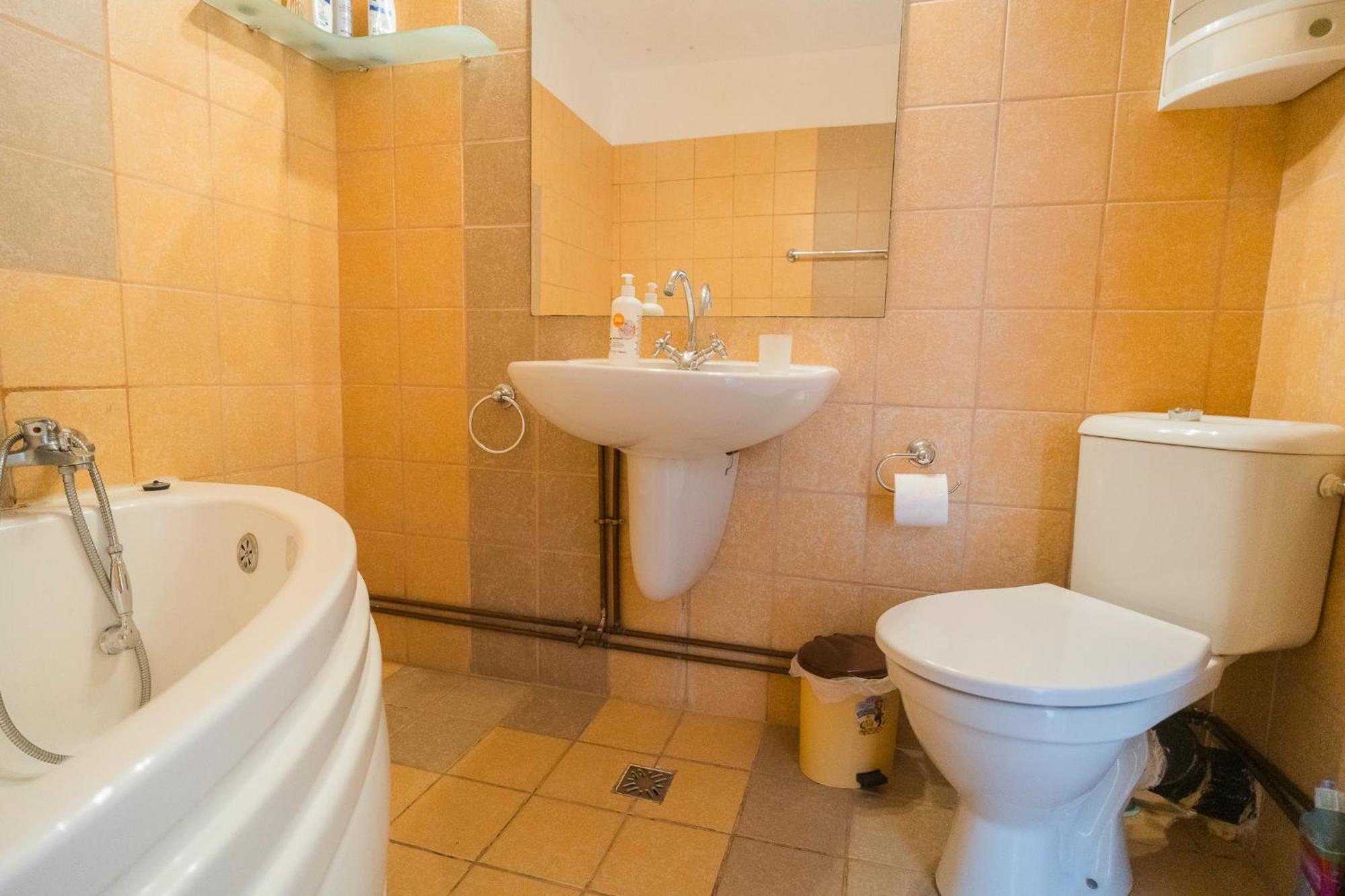 Rustic & Spacious 3Br Apartment บูคาเรสต์ ภายนอก รูปภาพ