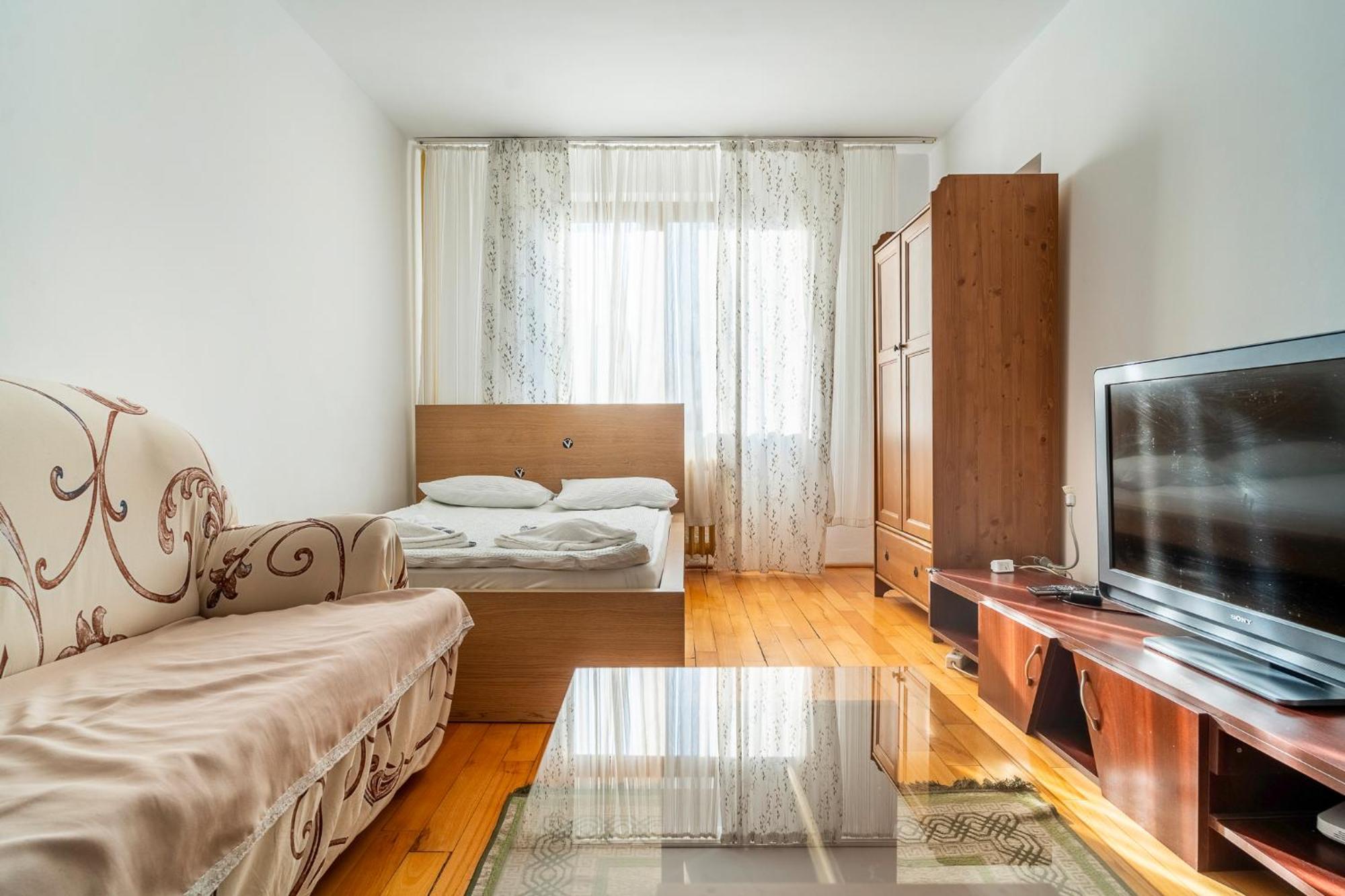 Rustic & Spacious 3Br Apartment บูคาเรสต์ ภายนอก รูปภาพ